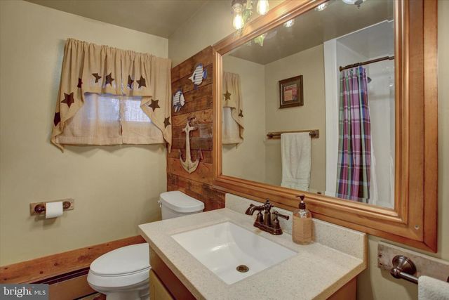 924 BLANCHARD AVENUE, Chambersburg, PA 17201