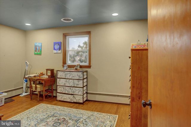 924 BLANCHARD AVENUE, Chambersburg, PA 17201