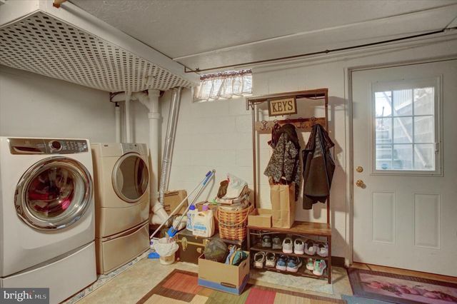 924 BLANCHARD AVENUE, Chambersburg, PA 17201