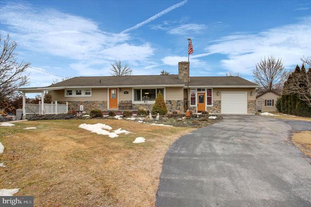 924 BLANCHARD AVENUE, Chambersburg, PA 17201