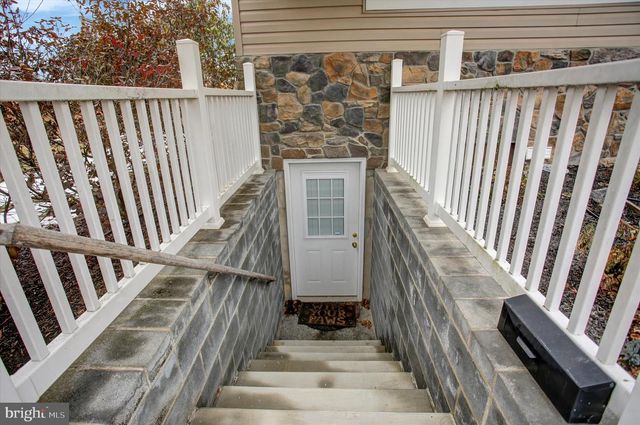 924 BLANCHARD AVENUE, Chambersburg, PA 17201