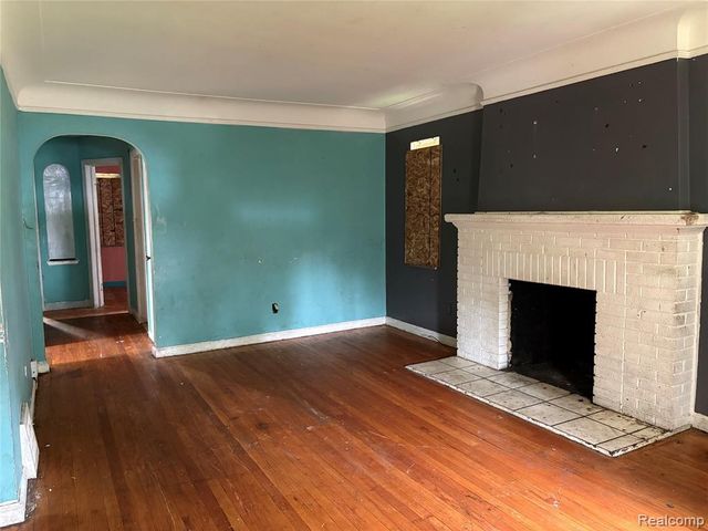 11316 College Street, Detroit, MI 48205