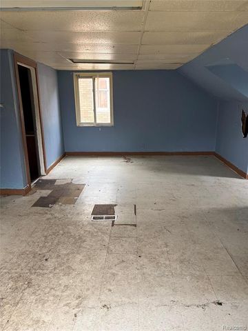 11316 College Street, Detroit, MI 48205