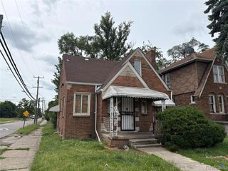 11316 College Street, Detroit, MI 48205