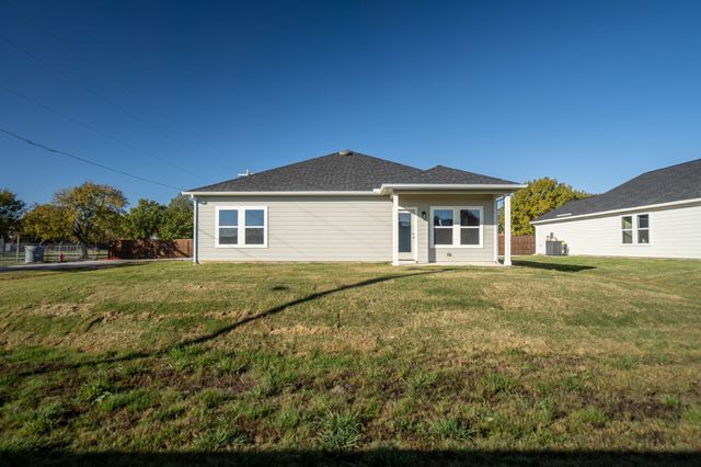 227 Faith Lane, Tioga, TX 76271