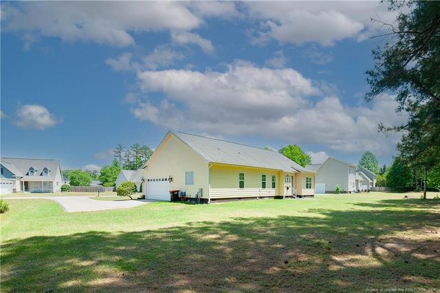 1630 Pristine Lane, Hope Mills, NC 28348