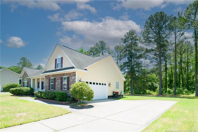 1630 Pristine Lane, Hope Mills, NC 28348