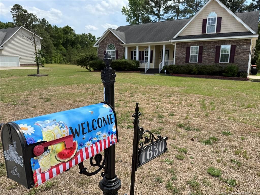 1630 Pristine Lane, Hope Mills, NC 28348