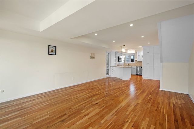 55 Brackett Pl B, Marblehead, MA 01945