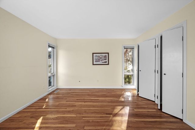 55 Brackett Pl B, Marblehead, MA 01945