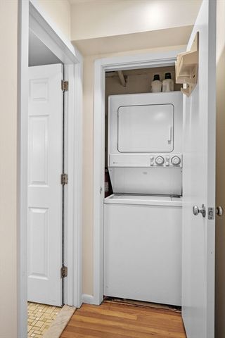 55 Brackett Pl B, Marblehead, MA 01945