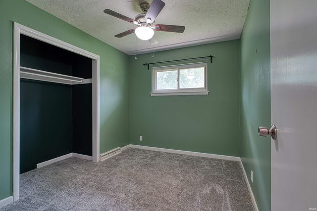 7701 Bartels Road, Evansville, IN 47710