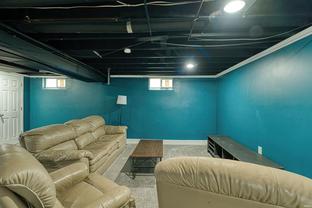 7701 Bartels Road, Evansville, IN 47710
