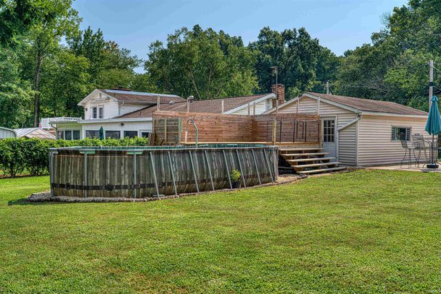 7701 Bartels Road, Evansville, IN 47710