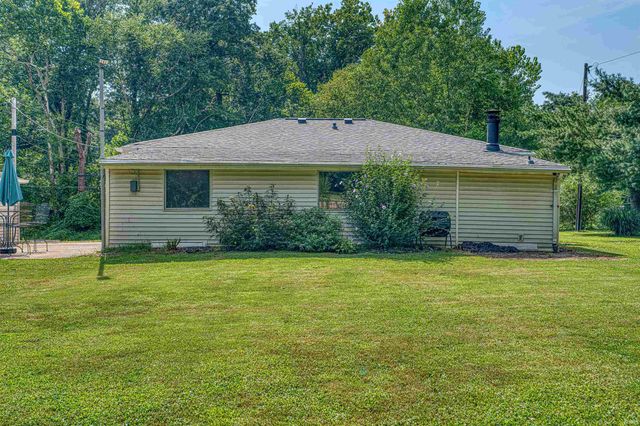 7701 Bartels Road, Evansville, IN 47710