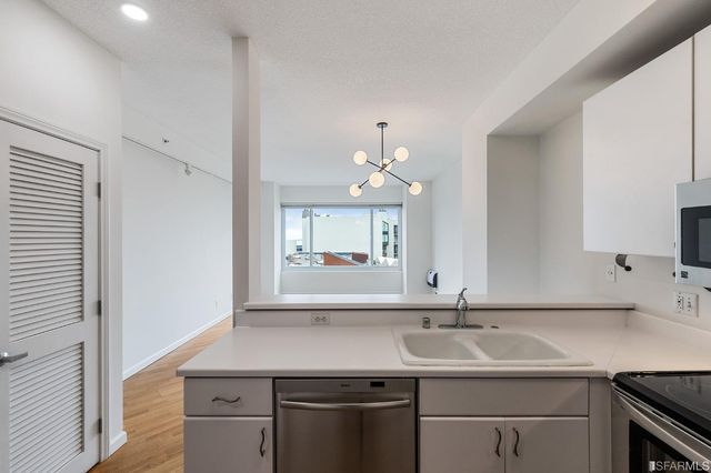 220 Lombard Street 618, San Francisco, CA 94111