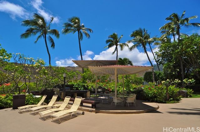 531 Hahaione Street 2-4A, Honolulu, HI 96825