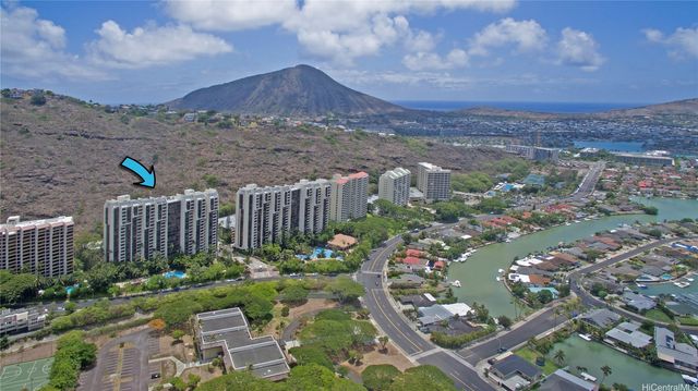 531 Hahaione Street 2-4A, Honolulu, HI 96825