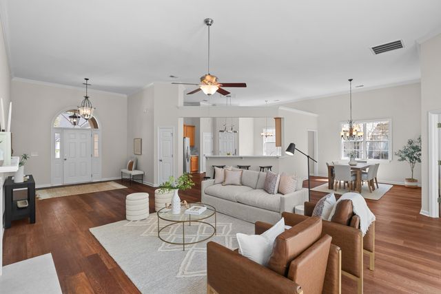 1892 Palmetto Isle Drive, Mount Pleasant, SC 29466