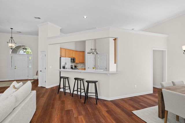 1892 Palmetto Isle Drive, Mount Pleasant, SC 29466