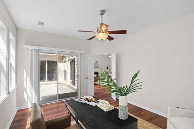 1892 Palmetto Isle Drive, Mount Pleasant, SC 29466