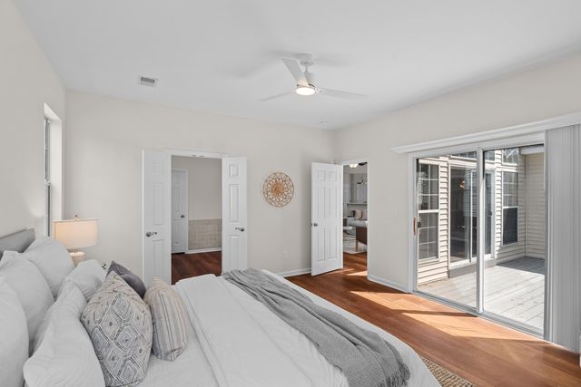 1892 Palmetto Isle Drive, Mount Pleasant, SC 29466