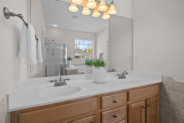 1892 Palmetto Isle Drive, Mount Pleasant, SC 29466