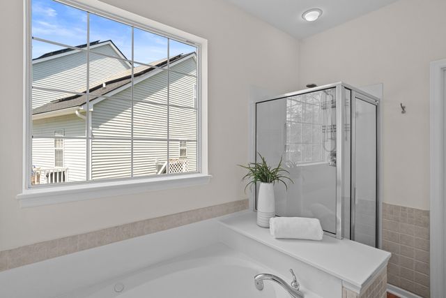 1892 Palmetto Isle Drive, Mount Pleasant, SC 29466