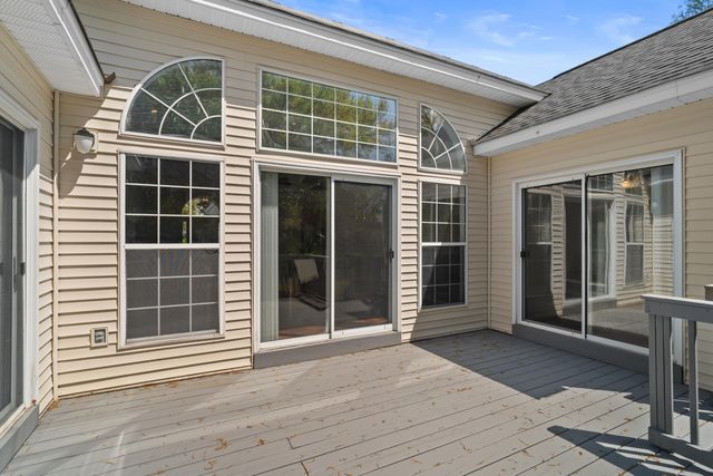 1892 Palmetto Isle Drive, Mount Pleasant, SC 29466