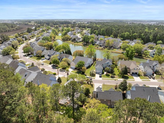 1892 Palmetto Isle Drive, Mount Pleasant, SC 29466