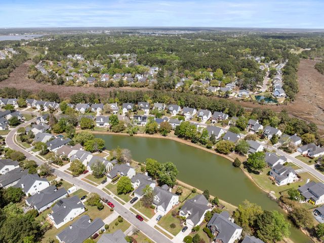 1892 Palmetto Isle Drive, Mount Pleasant, SC 29466