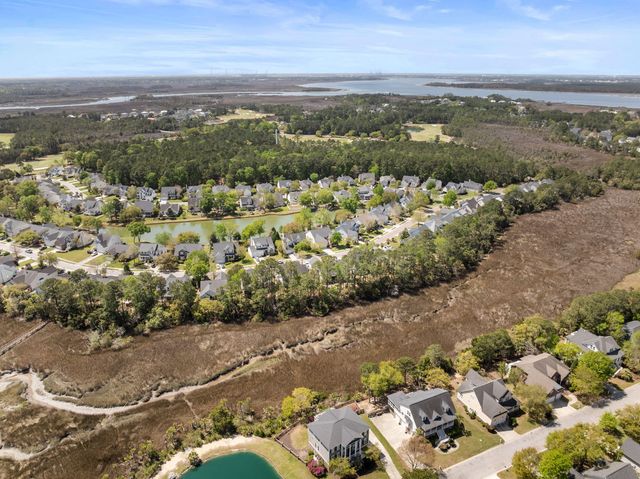 1892 Palmetto Isle Drive, Mount Pleasant, SC 29466