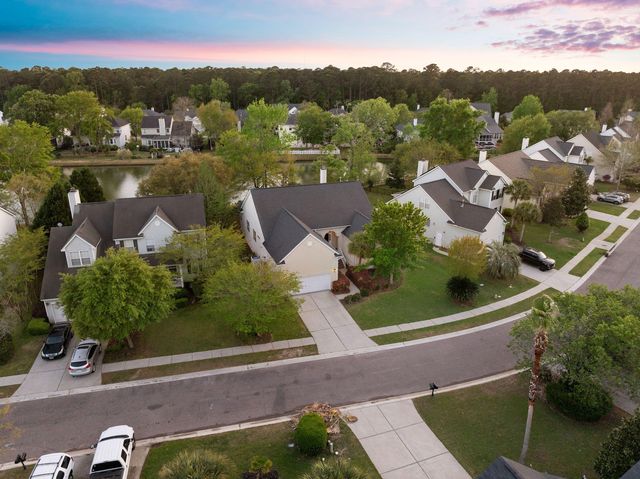 1892 Palmetto Isle Drive, Mount Pleasant, SC 29466