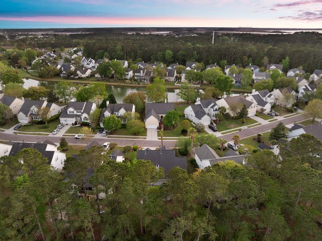 1892 Palmetto Isle Drive, Mount Pleasant, SC 29466