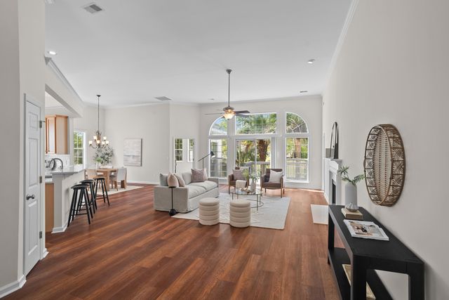 1892 Palmetto Isle Drive, Mount Pleasant, SC 29466