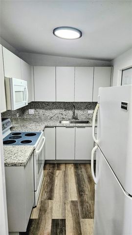 1628 NW 11th St, Fort Lauderdale, FL 33311