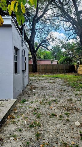 1628 NW 11th St, Fort Lauderdale, FL 33311