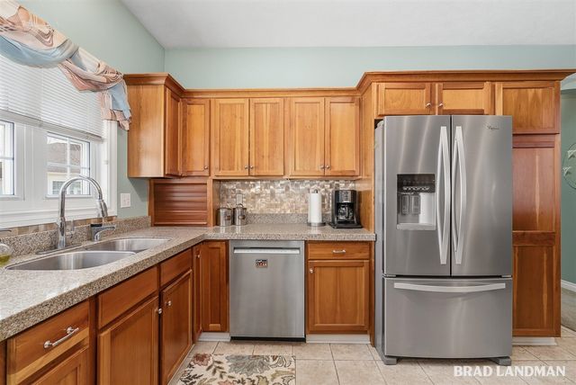 2196 Boardwalk Court, Wayland, MI 49348