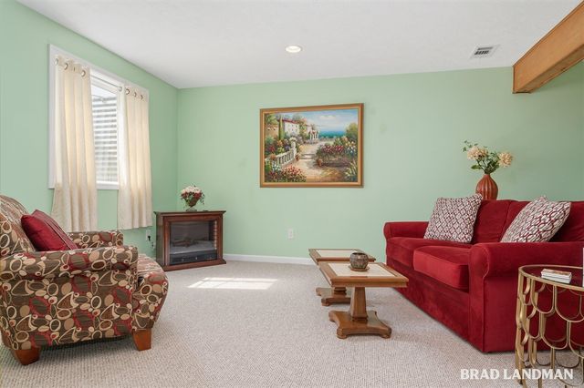 2196 Boardwalk Court, Wayland, MI 49348