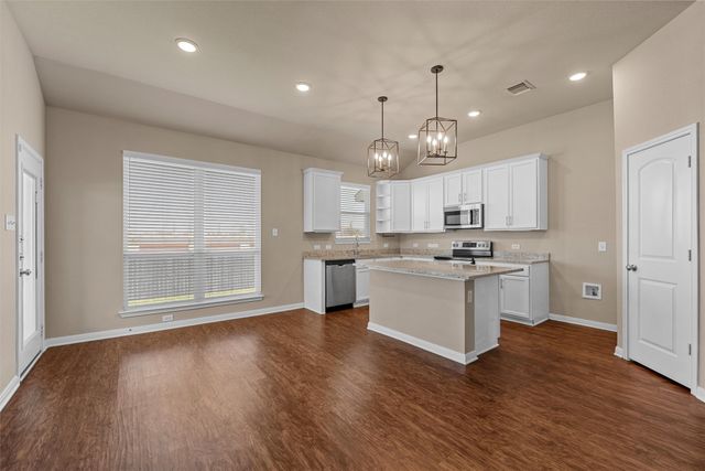 313 Branch Road, Woodway, TX 76712