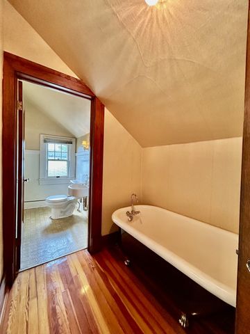 311 S 3rd St, Pulaski, TN 38478