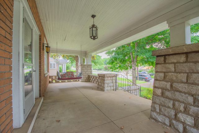 311 S 3rd St, Pulaski, TN 38478