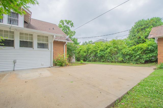 311 S 3rd St, Pulaski, TN 38478