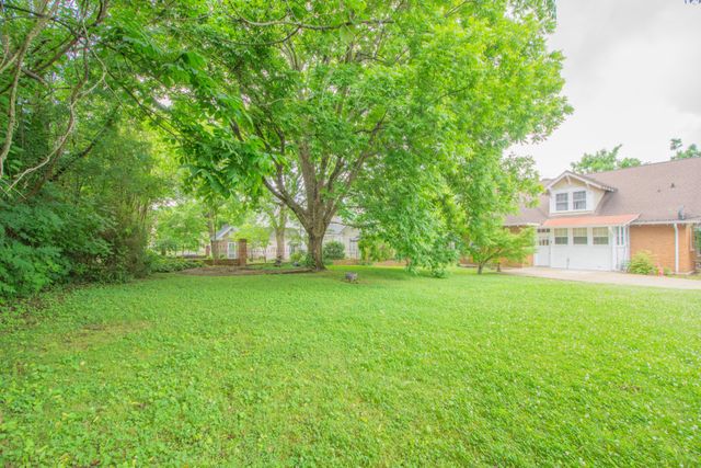 311 S 3rd St, Pulaski, TN 38478