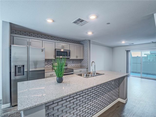 12286 Glass Desert Road 2, Las Vegas, NV 89183