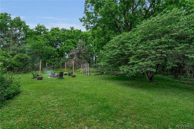 4254 Connection Drive, Clarence, NY 14221