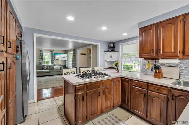 4254 Connection Drive, Clarence, NY 14221