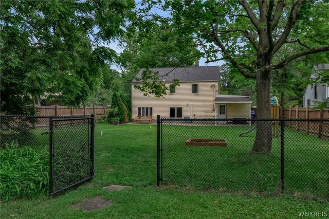 4254 Connection Drive, Clarence, NY 14221