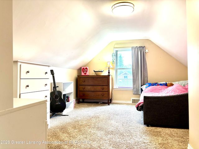 2622 Lafayette Avenue, Lansing, MI 48906
