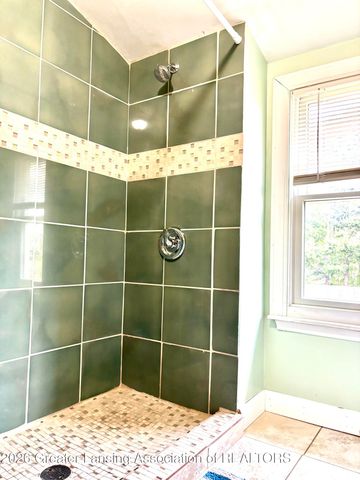 2622 Lafayette Avenue, Lansing, MI 48906